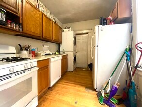 39 Park Vale Ave, Unit 2 in Boston, MA - Building Photo - Building Photo