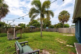 309 Riverdale Rd in Palm Springs, FL - Building Photo - Building Photo