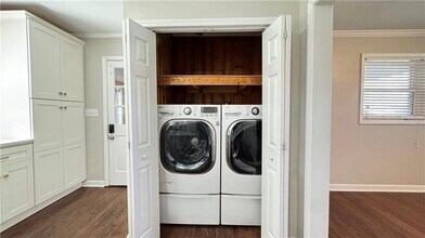 552 Sybil Ln SE in Marietta, GA - Building Photo - Building Photo