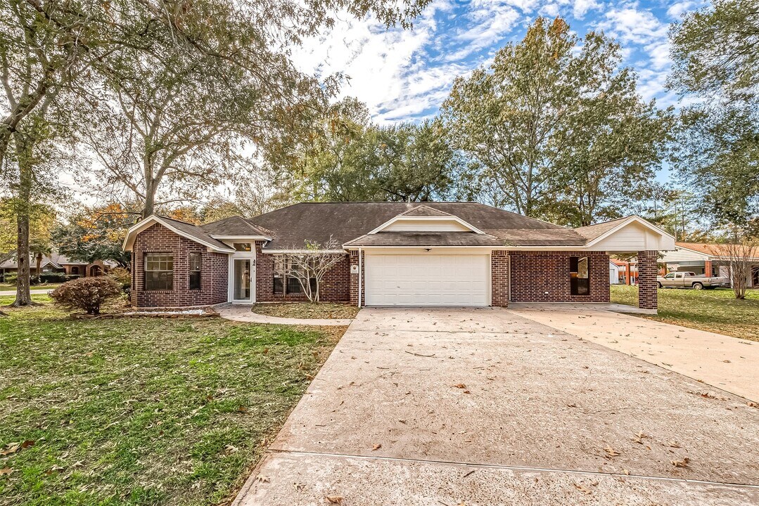 3103 Indian Mound Trail in Crosby, TX - Building Photo