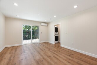 2447 29th St in Santa Monica, CA - Building Photo - Building Photo