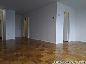 205 Walden St-Unit -ST in Cambridge, MA - Building Photo - Building Photo