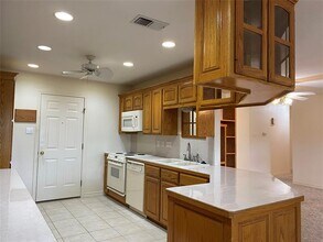 1716 Sully Ct in Stephenville, TX - Building Photo - Building Photo