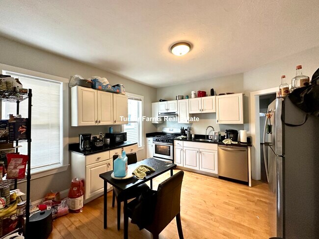 1085 Dorchester Ave, Unit 3