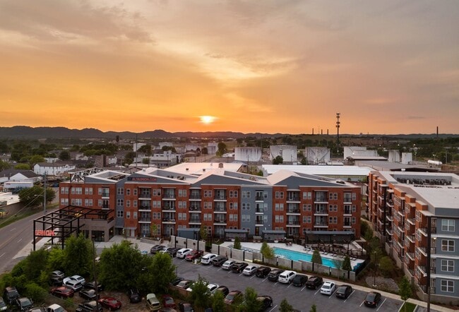 The Union Apartments in Nashville, TN - Foto de edificio - Building Photo