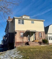 834 Fulton Rd NW in Canton, OH - Building Photo