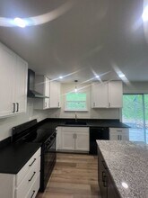 222 Valley St in Seneca, MO - Building Photo - Building Photo