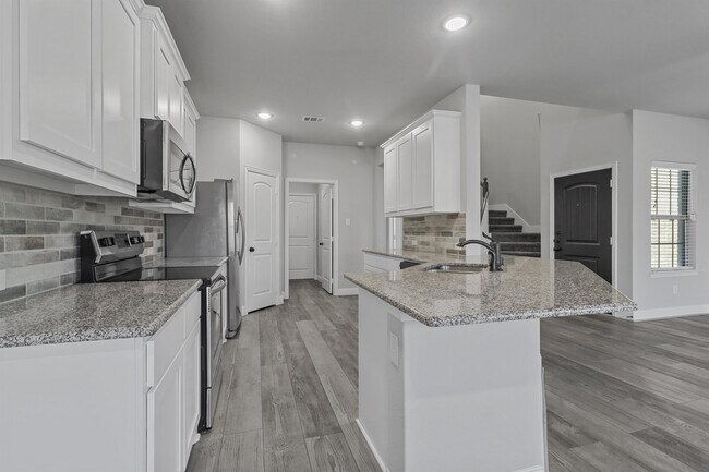 708 Amber Dr in Greenville, TX - Building Photo - Building Photo