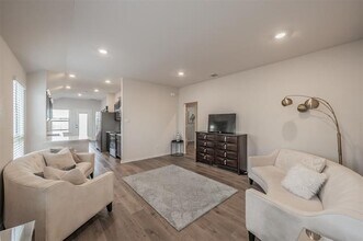 1022 Rio Bravo Dr in Forney, TX - Building Photo - Building Photo