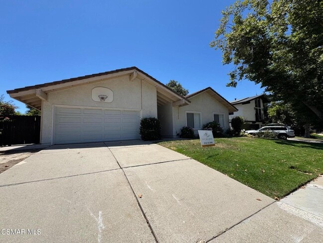 2722 W Appalachian Ct in Westlake Village, CA - Building Photo - Building Photo