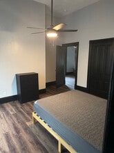 126 Montgomery St in Troy, AL - Foto de edificio - Building Photo