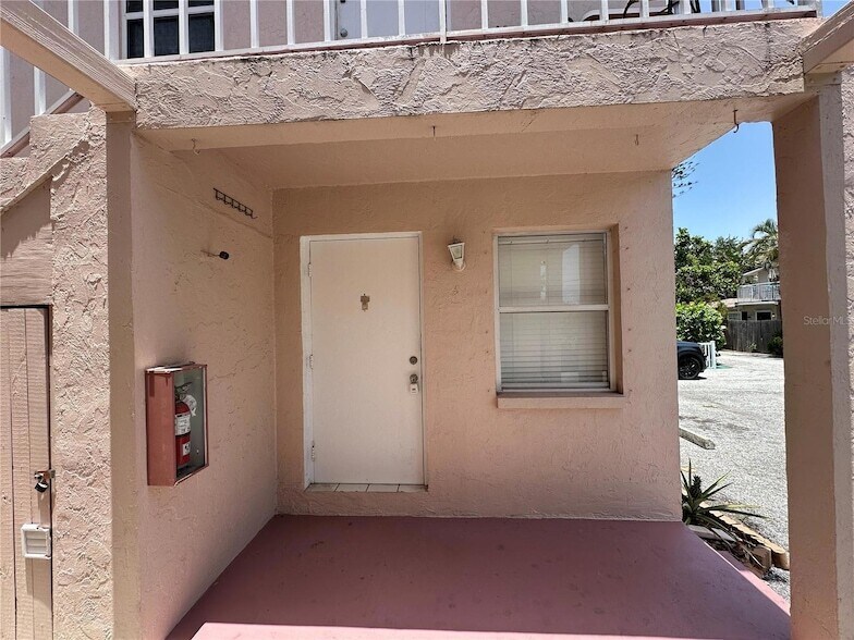 1630 Redwood St in Sarasota, FL - Building Photo