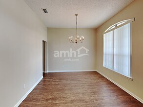 639 English Meadows Ct in Orange Park, FL - Building Photo - Building Photo