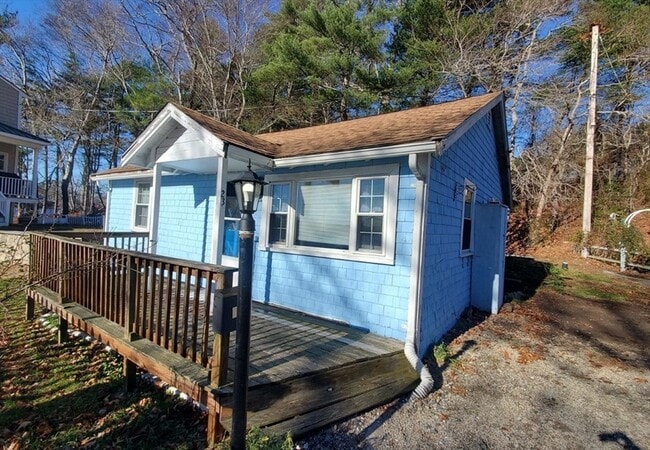 property at 23 Lantern Ln