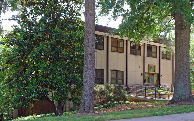 2601 Fraternity Ct in Raleigh, NC - Foto de edificio - Building Photo