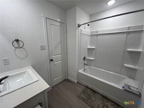 534 Chevre Rd in New Braunfels, TX - Building Photo - Building Photo