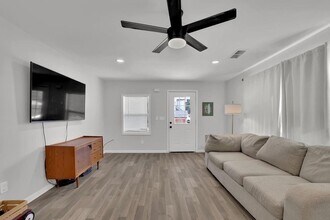 280 Stone Mountain St in Lawrenceville, GA - Building Photo - Building Photo