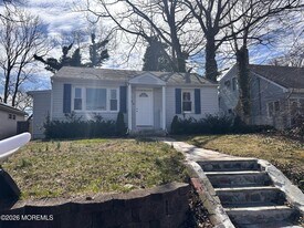 294 19th Ave in Brick, NJ - Building Photo