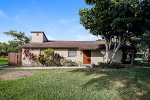 11551 Orange Blossom Ln in Boca Raton, FL - Building Photo