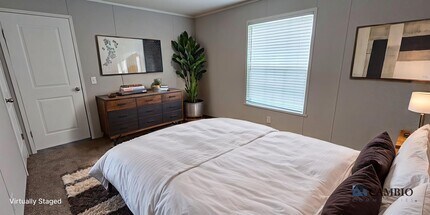 84 Mulberry in Belleville, MI - Building Photo - Building Photo