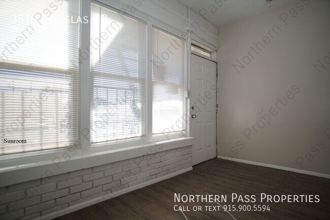 3519 Douglas Ave-Unit -B in El Paso, TX - Building Photo - Building Photo