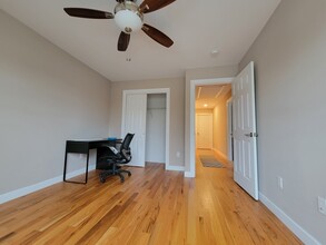 21 Spencer Pl in Garfield, NJ - Building Photo - Building Photo