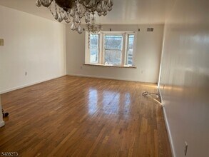 538 S 11th St in Newark, NJ - Building Photo - Building Photo