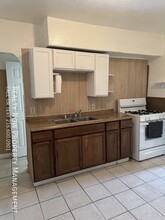 3356 W 33rd St in Cleveland, OH - Building Photo - Building Photo