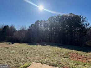 1215 Palmer Dr in Winder, GA - Building Photo - Building Photo