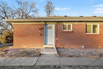 1774 Chester St in Aurora, CO - Building Photo - Building Photo