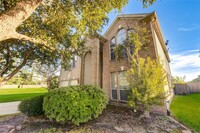 17430 Megan Springs Dr in Spring, TX - Foto de edificio - Building Photo