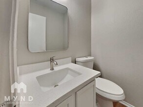 1549 Tan Tara Trl in Jacksonville, FL - Building Photo - Building Photo