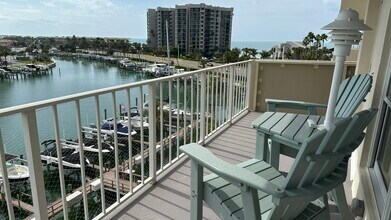 1621 Gulf Blvd, Unit 503 in Clearwater, FL - Building Photo - Building Photo