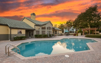 The District at Clearwater in Clearwater, FL - Foto de edificio - Building Photo