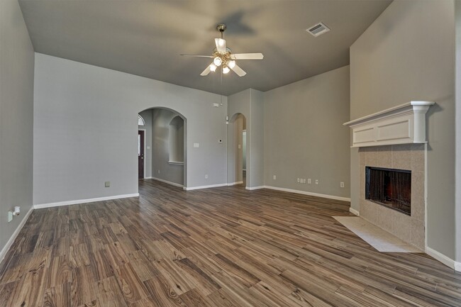 11118 Creekline Meadow Ct in Cypress, TX - Foto de edificio - Building Photo