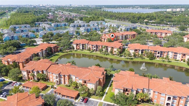 5548 Metrowest Blvd in Orlando, FL - Building Photo - Building Photo