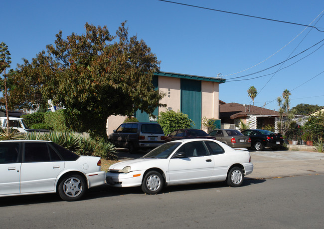 586 Florence St in Imperial Beach, CA - Building Photo - Building Photo