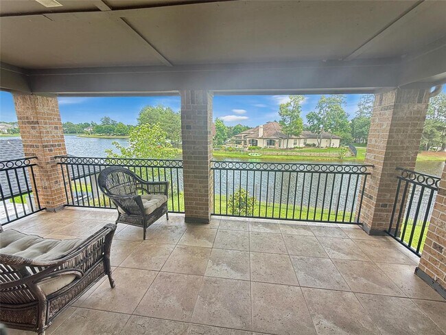 property at 154 Bauer Point Cir