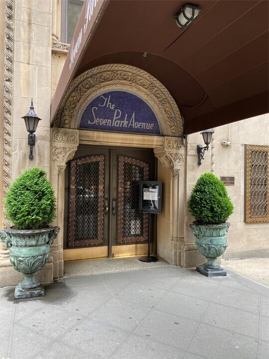 7 Park Ave in New York, NY - Building Photo