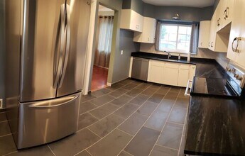 1330 S Arlington Ave in Reno, NV - Building Photo - Building Photo