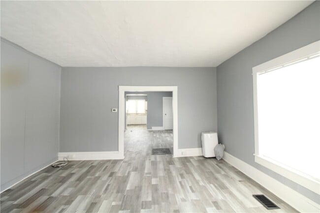 249 Princeton Ave in Corning, NY - Building Photo - Building Photo