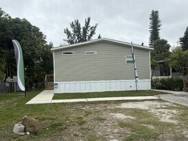 1531 Drexel Rd in West Palm Beach, FL - Building Photo