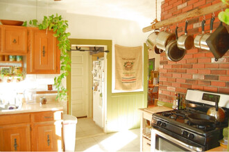 55 Victoria St, Unit .1 in Somerville, MA - Building Photo - Building Photo