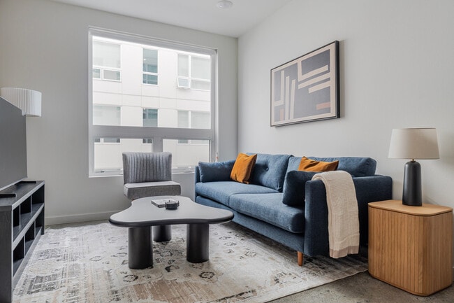 1502 Fawcett Ave