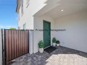 5061 E Woodridge Dr in Scottsdale, AZ - Building Photo - Building Photo