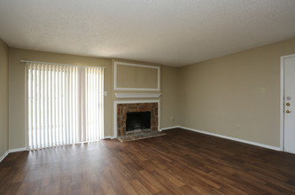 Arbors On Chimney Rock in Tyler, TX - Foto de edificio - Interior Photo