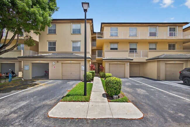 property at 2040 Greenview Shores Blvd