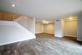 3010 Willow Ln in Hollywood, FL - Building Photo - Building Photo