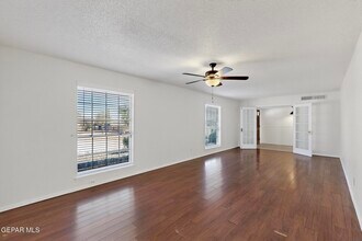 1509 Lost Padre Mine Dr in El Paso, TX - Building Photo - Building Photo