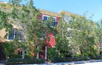531 S Federal Hwy in Lake Worth Beach, FL - Foto de edificio - Building Photo